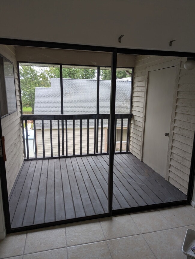 Foto del edificio - 4367 Bluejay Pl