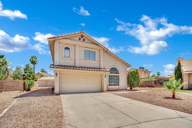 Building Photo - 756 Charwood Cir