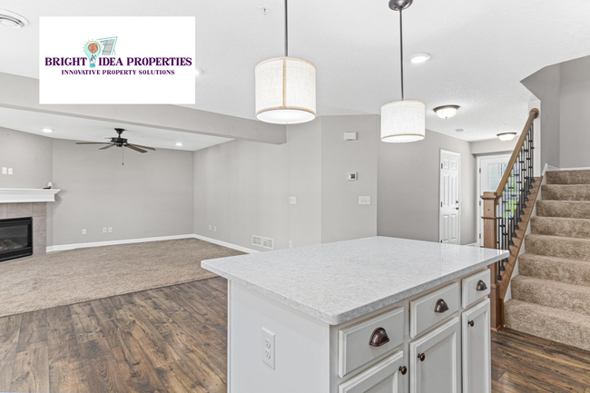 Building Photo - 3339 Lakewood Trl