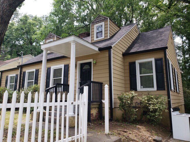 Foto del edificio - Wonderful Westridge