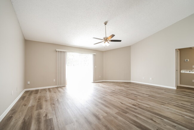 Building Photo - 45 Perry Creek Dr