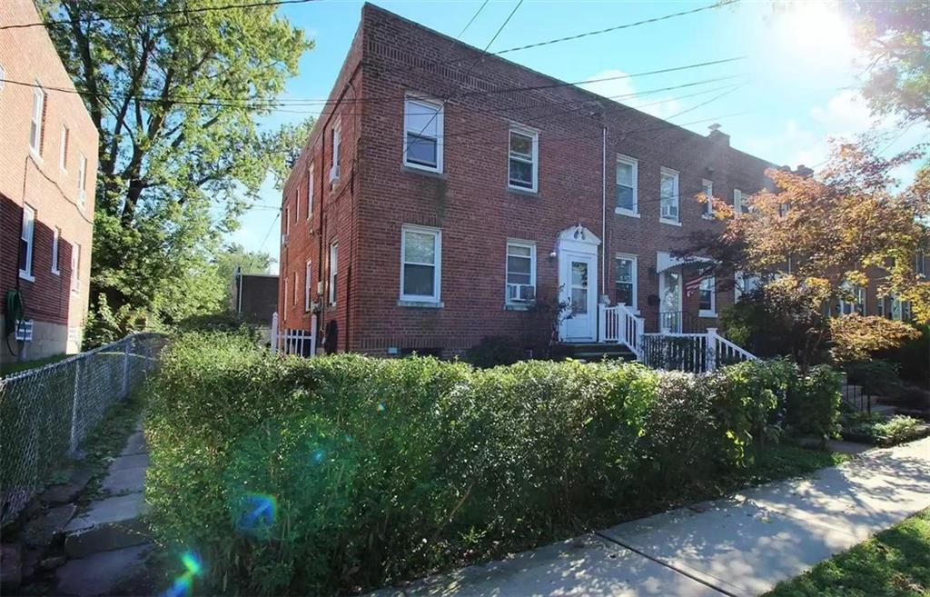 Primary Photo - 86 Chandler Ave