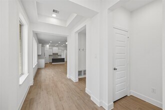 Building Photo - 29934 Stony Frst Dr