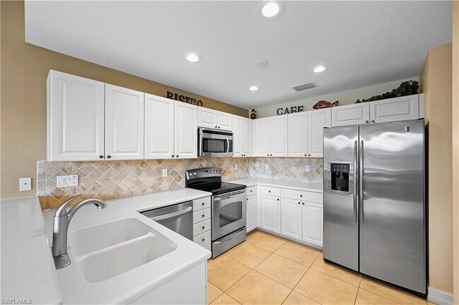 Foto del edificio - 6815 Ascot Dr