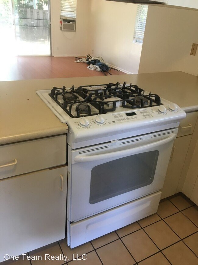 Foto del edificio - 2 br, 2 bath House - 91-1040 Palala St,