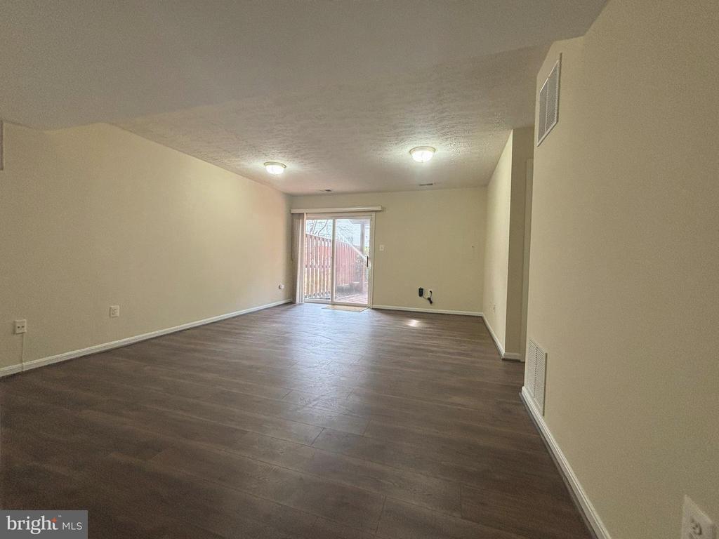 Foto principal - 2444 Rolling Plains Dr