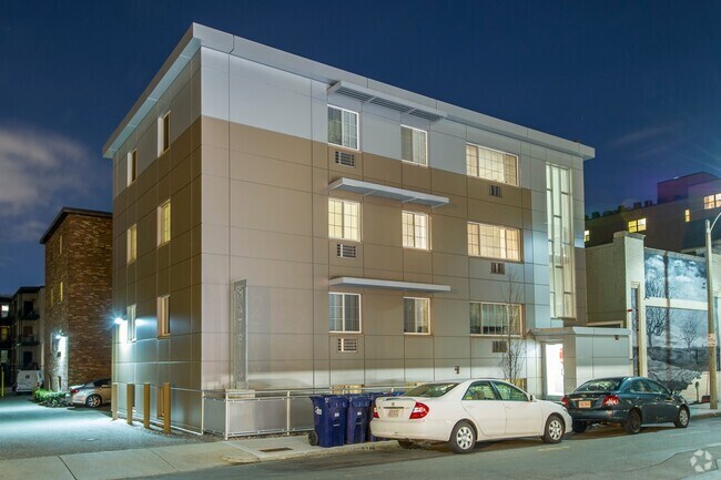 Building Photo - 6 Griggs Pl