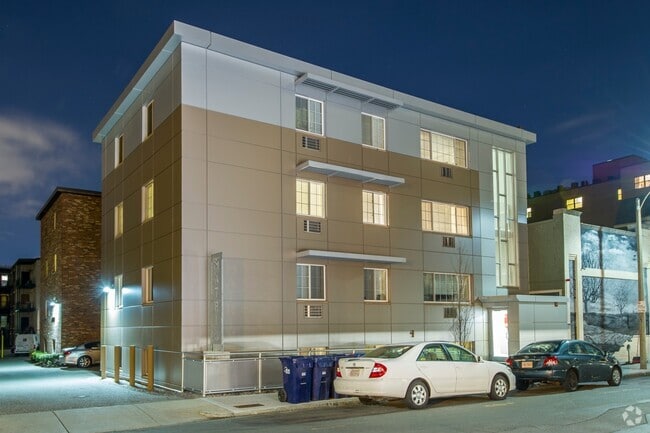Building Photo - 6 Griggs Pl