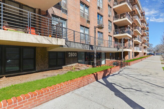 Foto del edificio - 2800 Coyle St