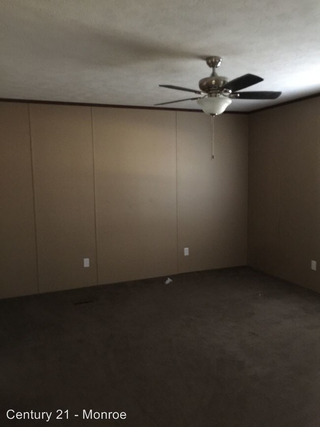 Building Photo - 123 Hilbert Dr
