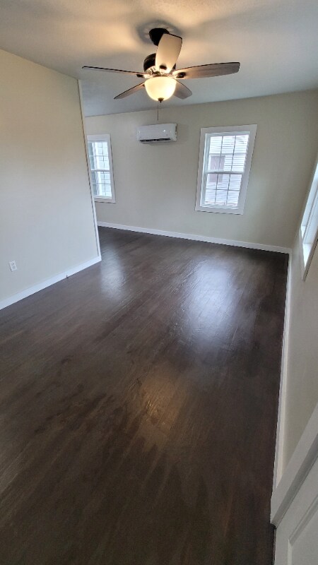 Foto del edificio - 208 W Chester St