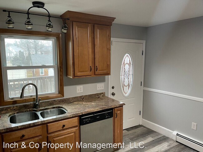 Building Photo - 4 br, 1.5 bath House - 79 1st Ave