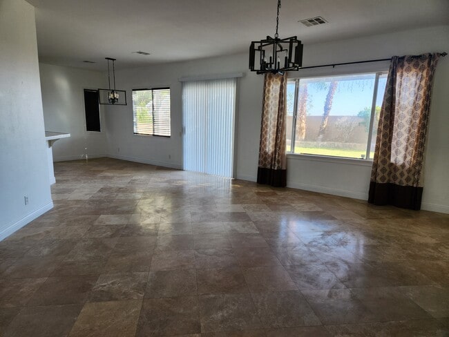 Building Photo - 68887 Panorama Dr