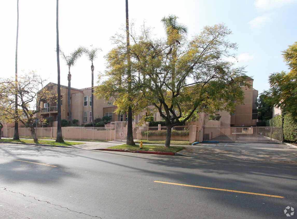 Building Photo - Freeman Villa Apartments