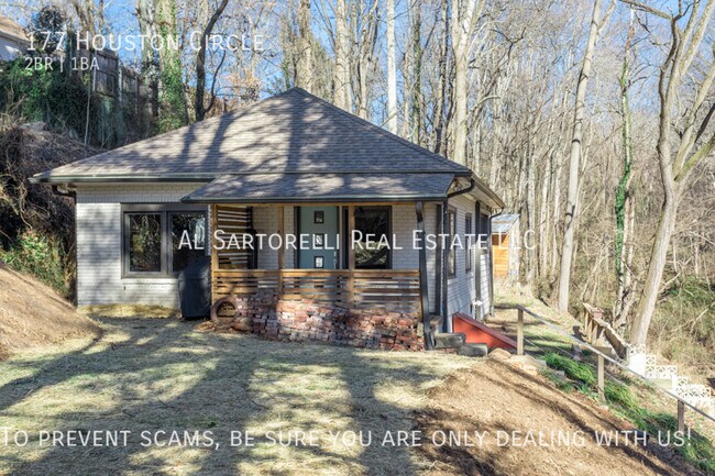 Building Photo - Pet friendly & private Montford Cottage In...
