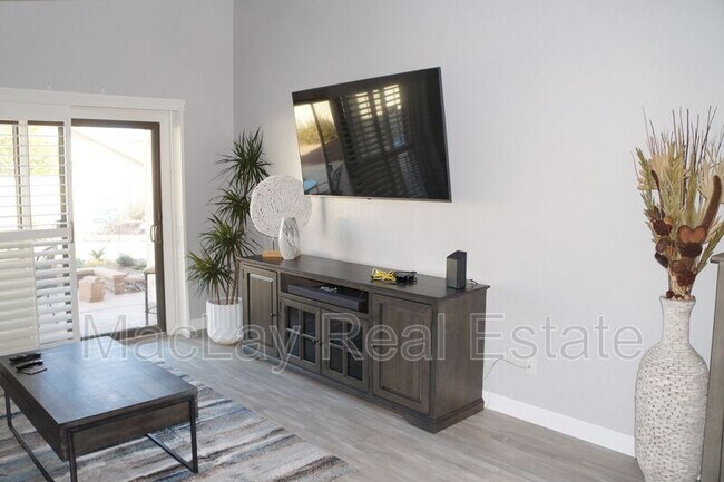 Foto del edificio - 13031 S 46th Way