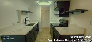 Building Photo - 7039 San Pedro Ave