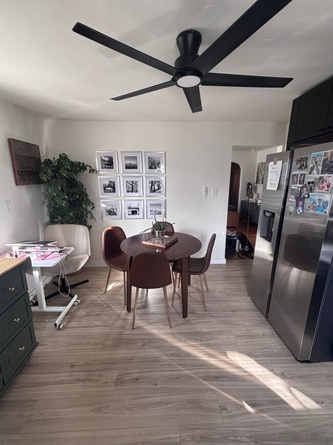 Building Photo - 223 S Washington St