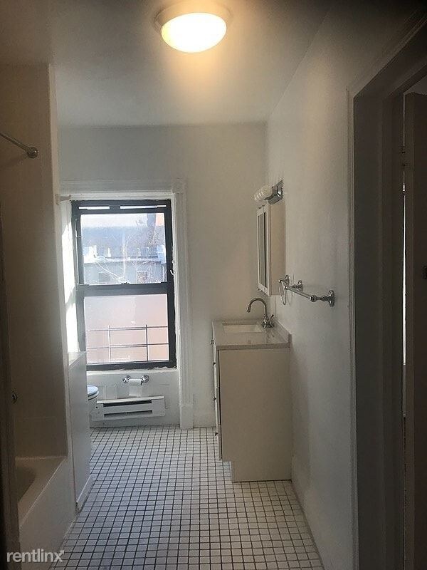 Foto del edificio - 2 br, 1 bath Apartment - 502 Madison Street 4