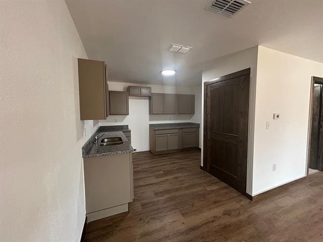 Building Photo - 510 S 10th St