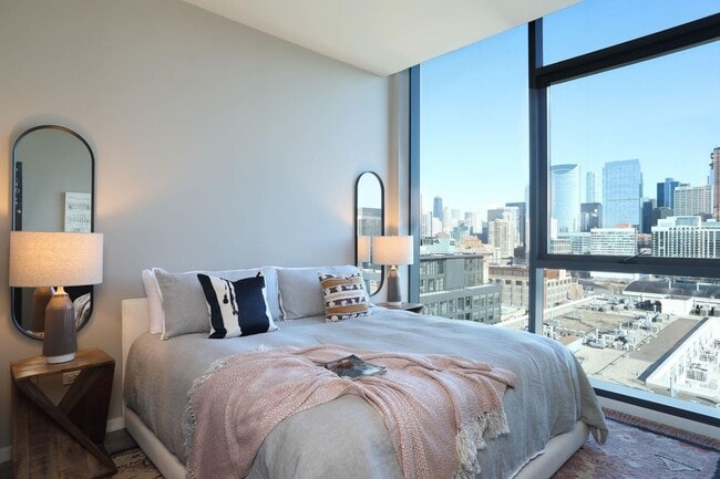 Building Photo - 31 N Morgan St