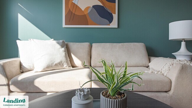 Building Photo - 1010 Enclave Blvd