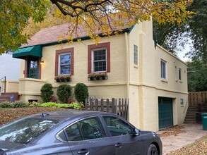 Building Photo - 8751 White Ave