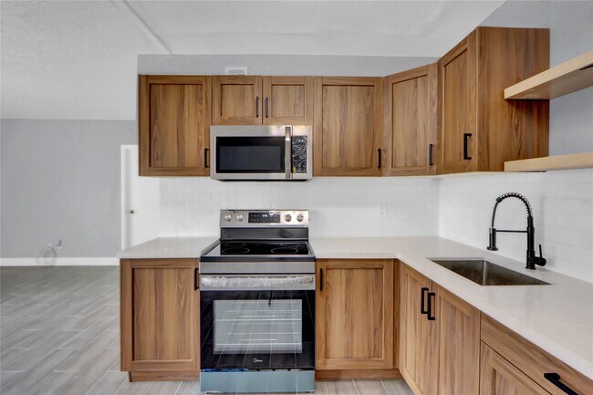 Foto del edificio - 260 NW 19th St