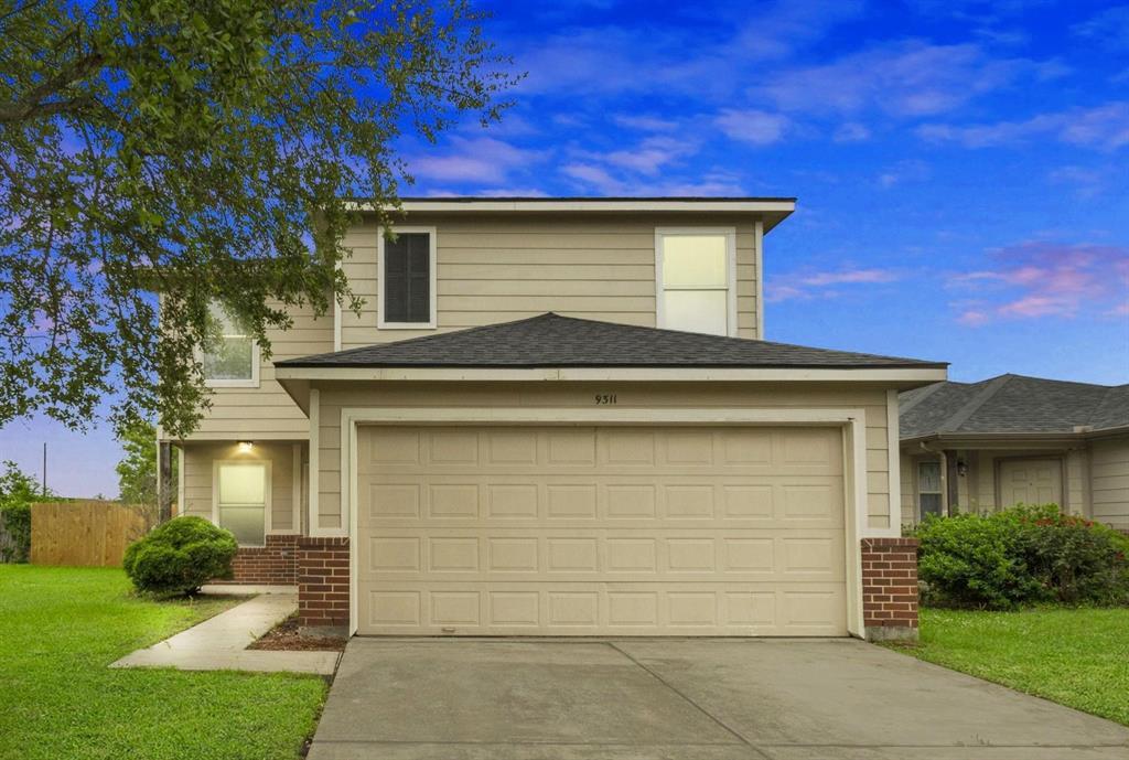 Foto principal - 9311 Norwood Trails Dr