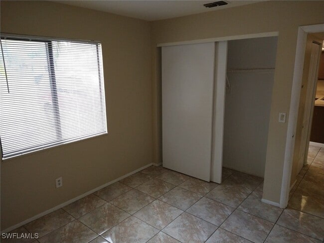 Foto del edificio - 824 Alderman St