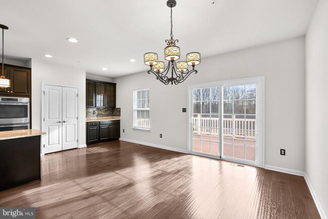 Building Photo - 9542 Watts Rd