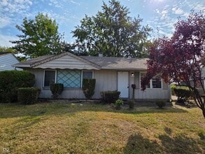 Building Photo - 2835 N Boehning St