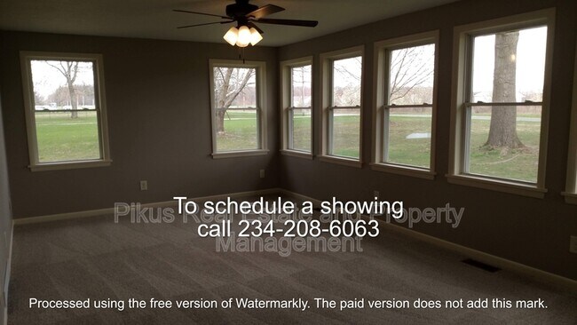 Foto del edificio - 12533 Mc Callum Avenue Northeast