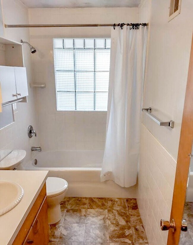 Foto del edificio - Neighbors Park Townhomes