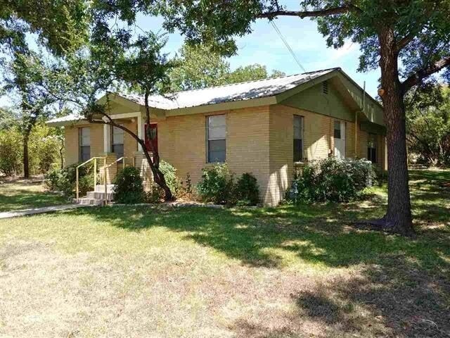 Primary Photo - 1013 N Water St