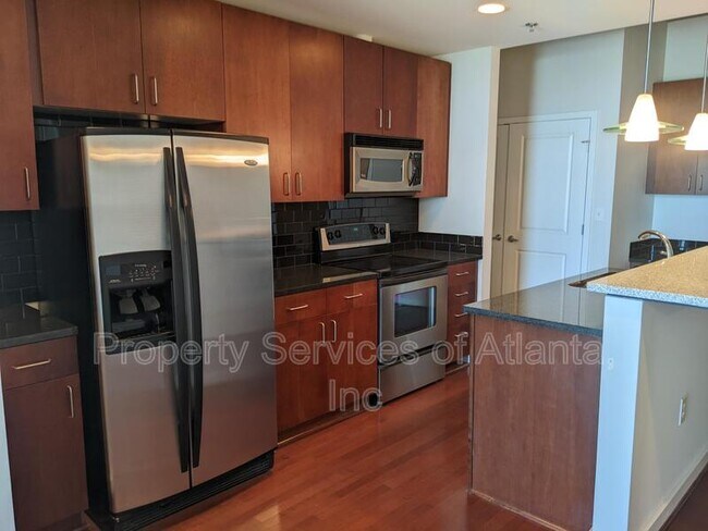 Foto del edificio - 361 17th St NW