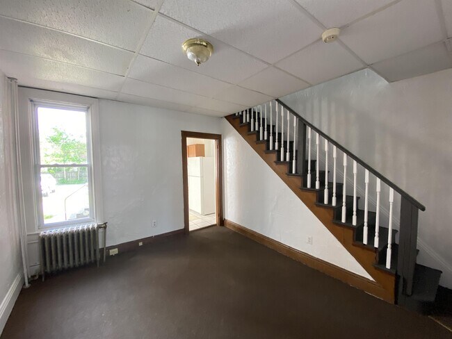 Foto del edificio - 288 W Jackson St