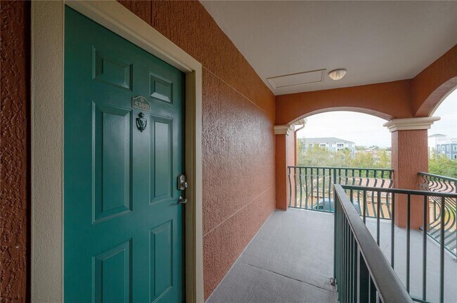 Building Photo - 2709 Via Cipriani St
