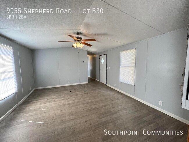 Foto del edificio - 9955 Shepherd Rd