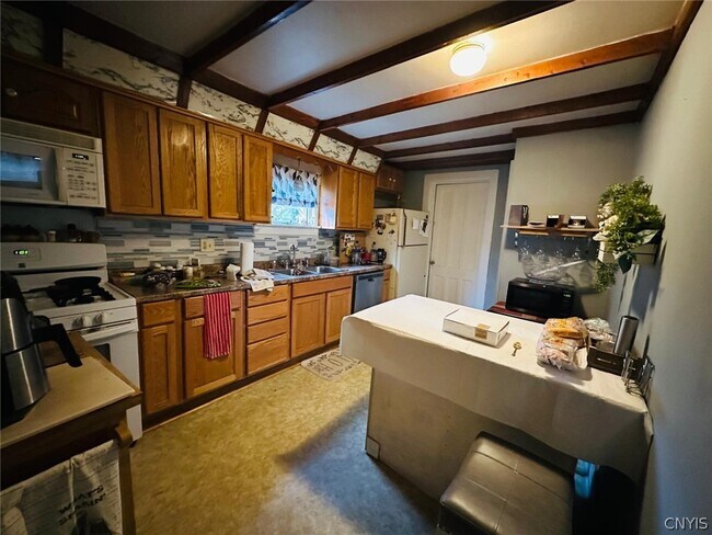 Foto del edificio - 8 Greenbush St