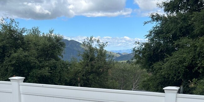 Foto del edificio - 2327 Dorothy St