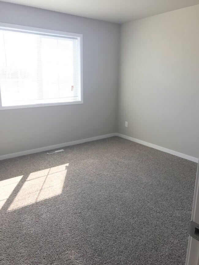 Foto del edificio - 6243 63rd Ave S