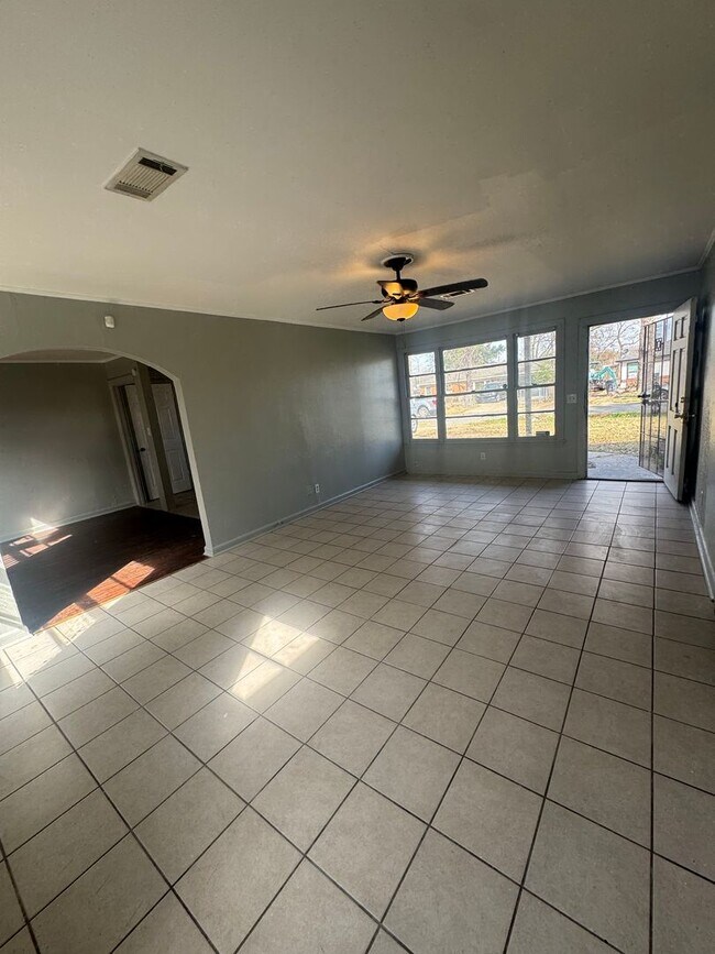 Foto del edificio - Beautiful 3 bedroom Home off Mansfield