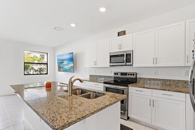 Foto del edificio - 3429 W 108th St