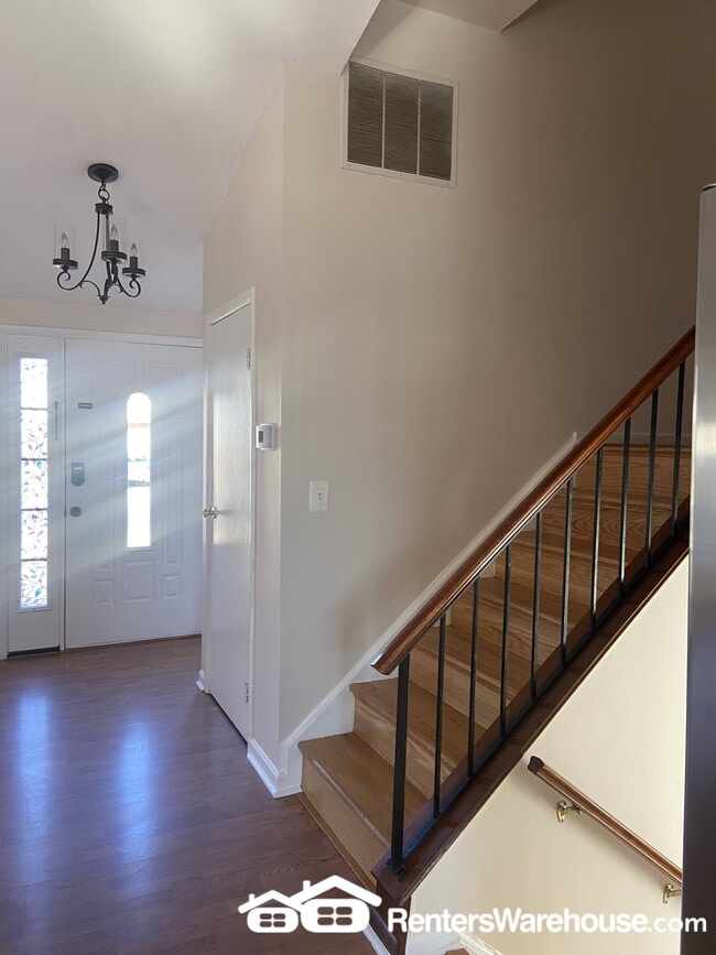 Foto del edificio - 750 Hyde Park Dr