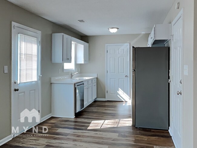 Foto del edificio - 89 Connie Dr