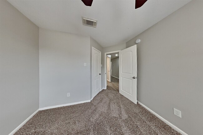Building Photo - 4106 Mill Ln