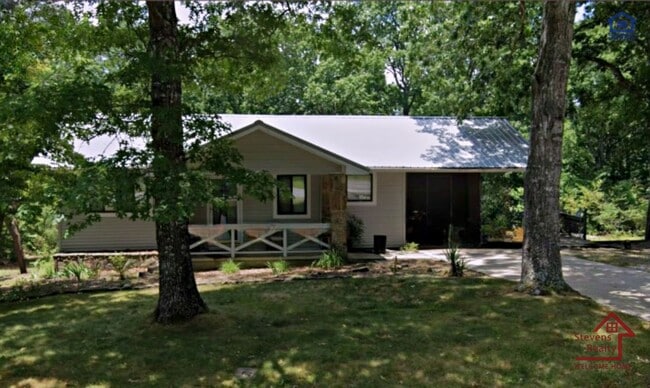 Building Photo - 165 Lakeshire Dr