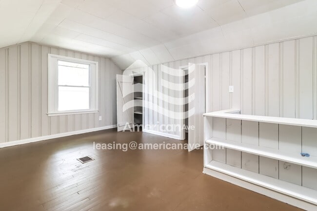 Building Photo - 17878 Runyon St