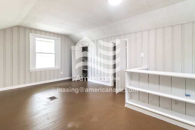 Foto del edificio - 17878 Runyon St